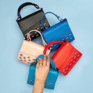 ISO!!! Min & Mon Micro bag - any color